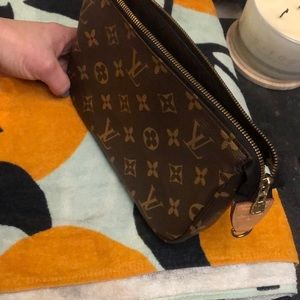 Authentic Louis Vuitton monogram bag